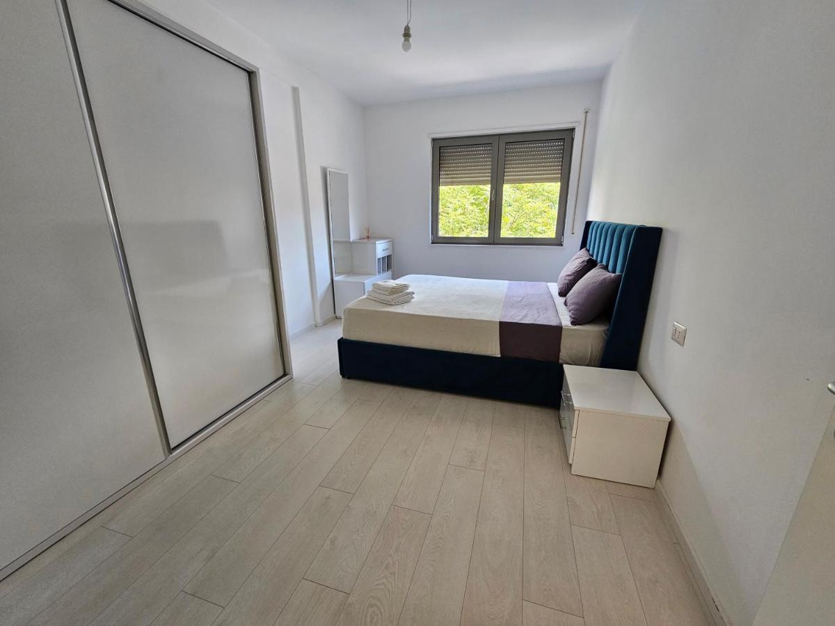 Tower Bridge Apartment Tiranë Ngoại thất bức ảnh