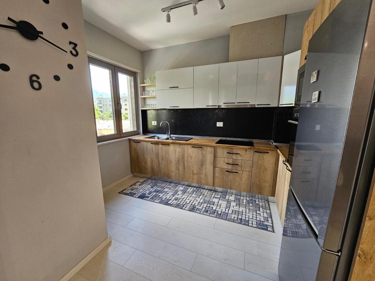 Tower Bridge Apartment Tiranë Ngoại thất bức ảnh
