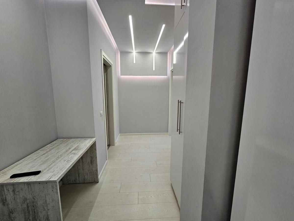 Tower Bridge Apartment Tiranë Ngoại thất bức ảnh