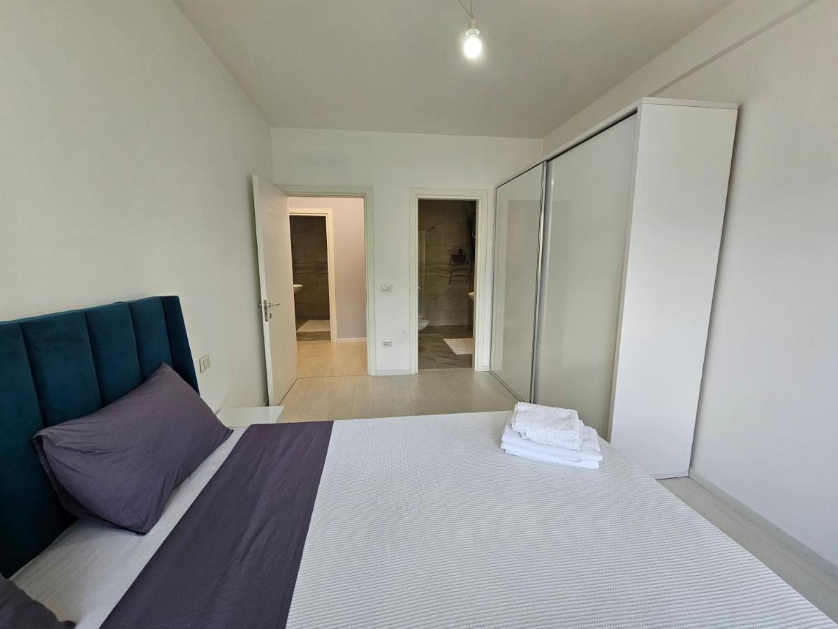 Tower Bridge Apartment Tiranë Ngoại thất bức ảnh
